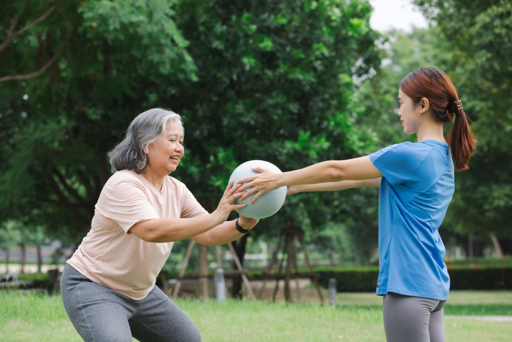 Ejercicios de coordinación y equilibrio en personas con Alzheimer